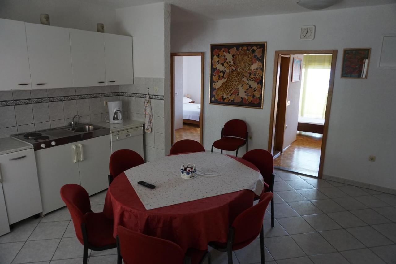 Spacious Comfort Apartment Дуче Екстер'єр фото