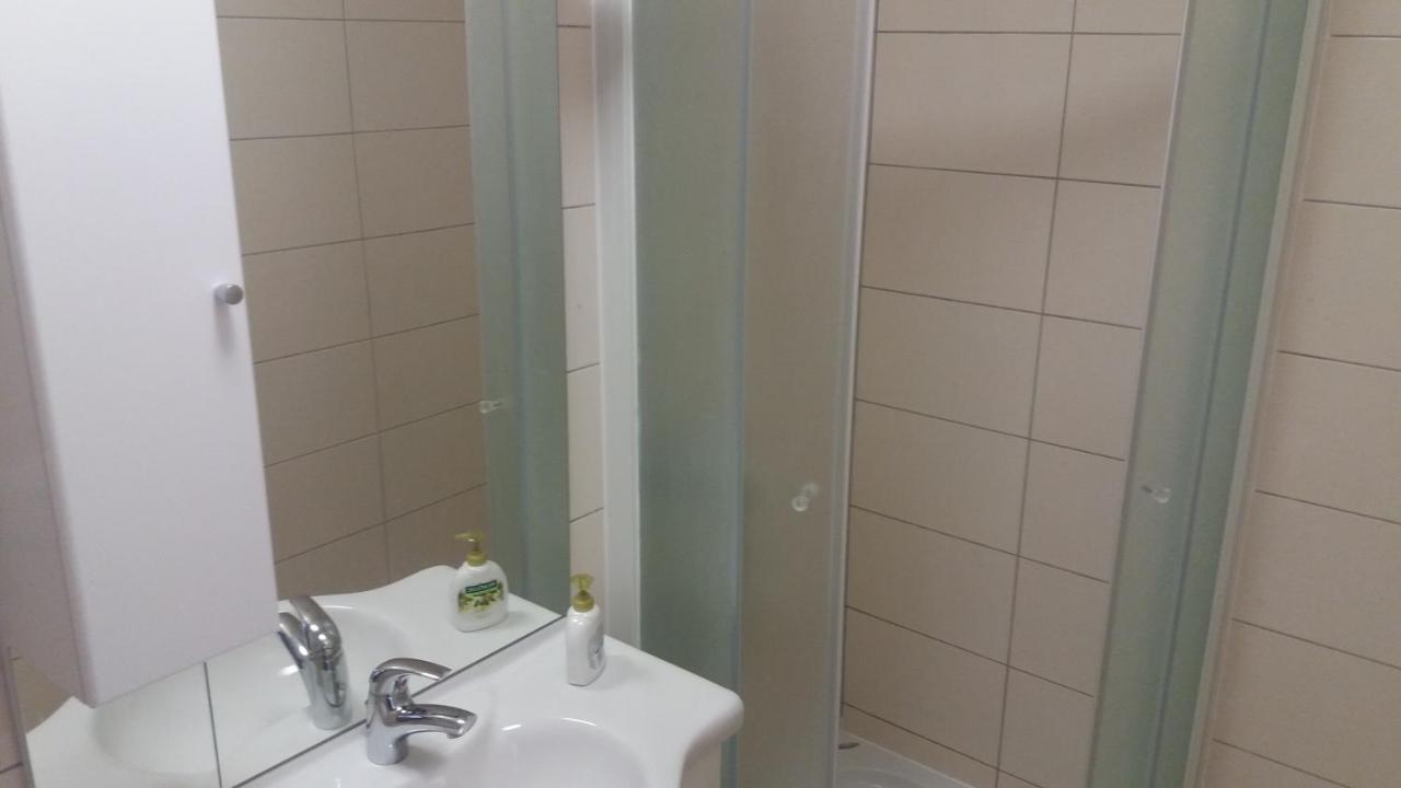 Spacious Comfort Apartment Дуче Екстер'єр фото