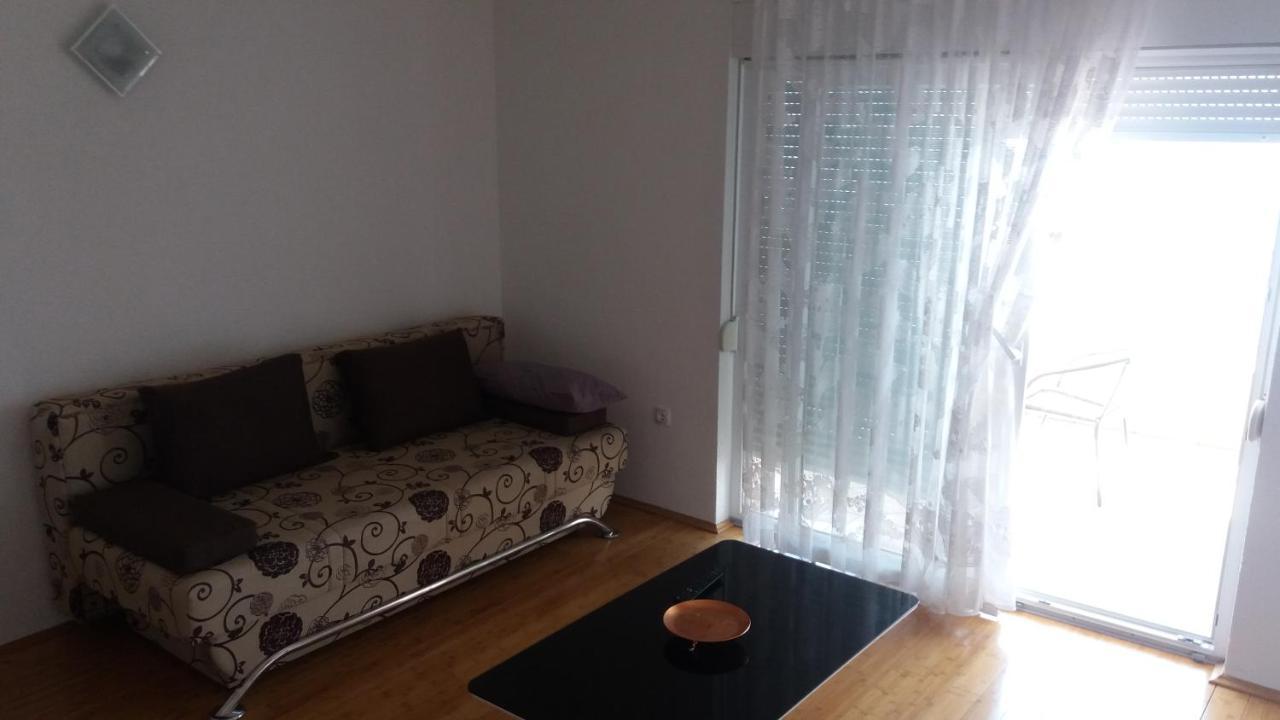 Spacious Comfort Apartment Дуче Екстер'єр фото