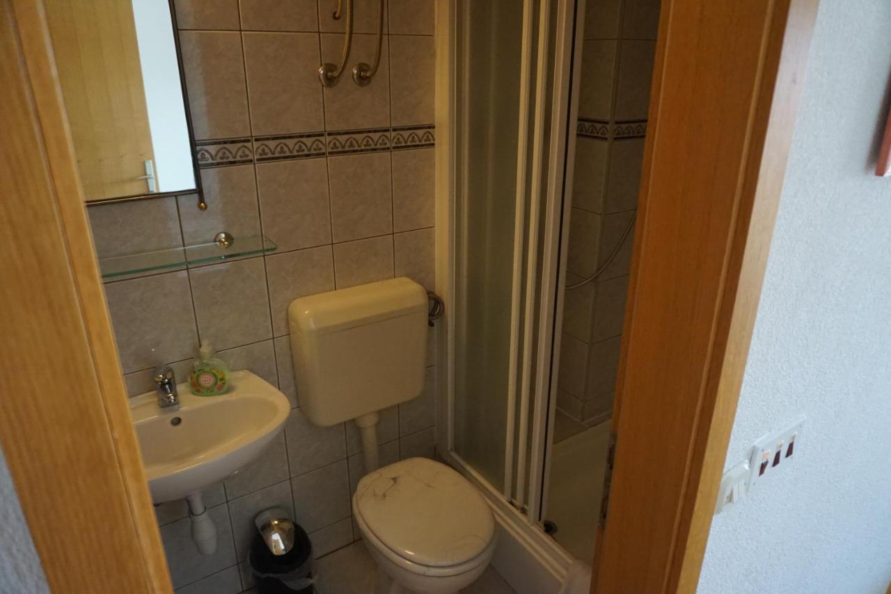 Spacious Comfort Apartment Дуче Екстер'єр фото