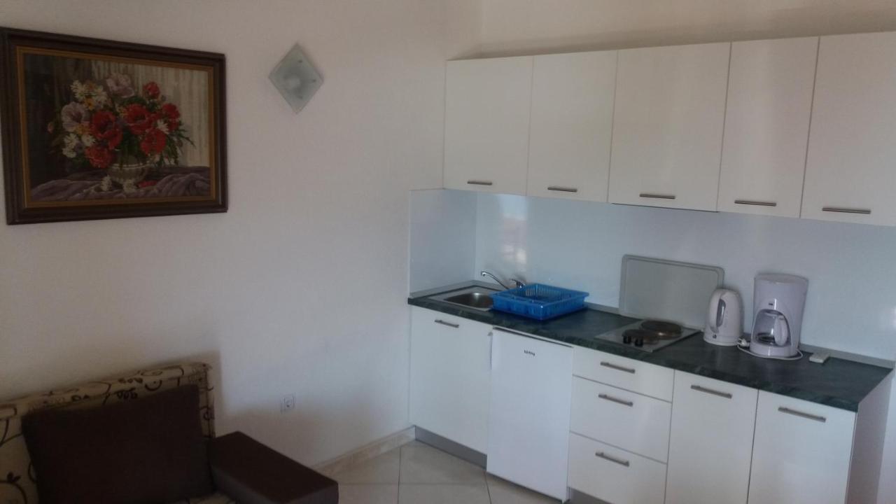 Spacious Comfort Apartment Дуче Екстер'єр фото